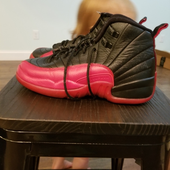 Air Jordan 12 "Flu Game" - Picture 2 of 5